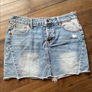 Maurices denim Mini Skirt size 5